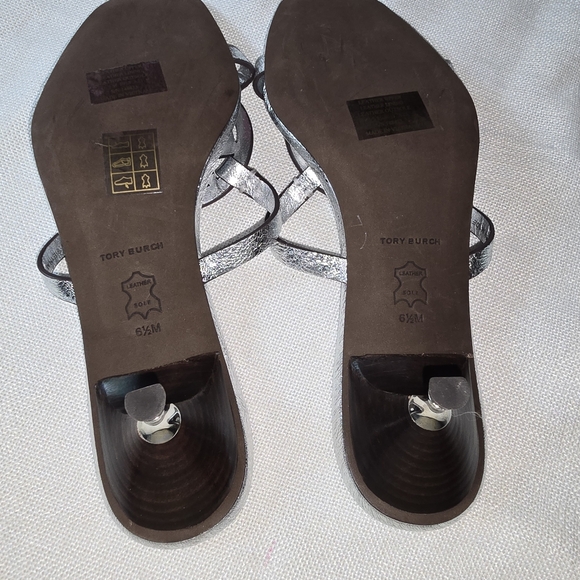 Tory Burch Miller Bombe Silver Women's Sandals Kitten Heel Size 6.5M NWOT - Picture 7 of 16